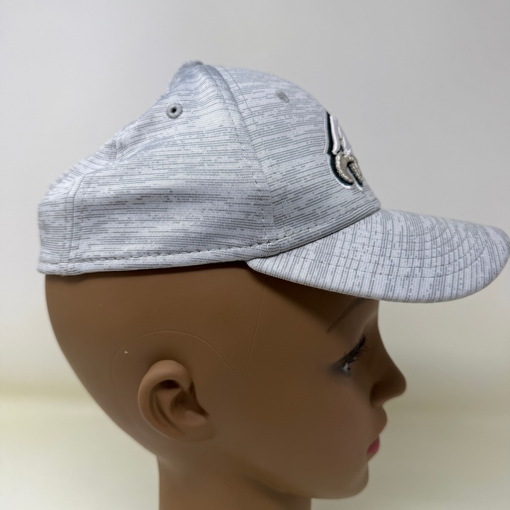 Philadelphia Eagles New Era 39THIRTY Hat Gray Stretch Fit NFL Football Youth - Picture 5 of 10